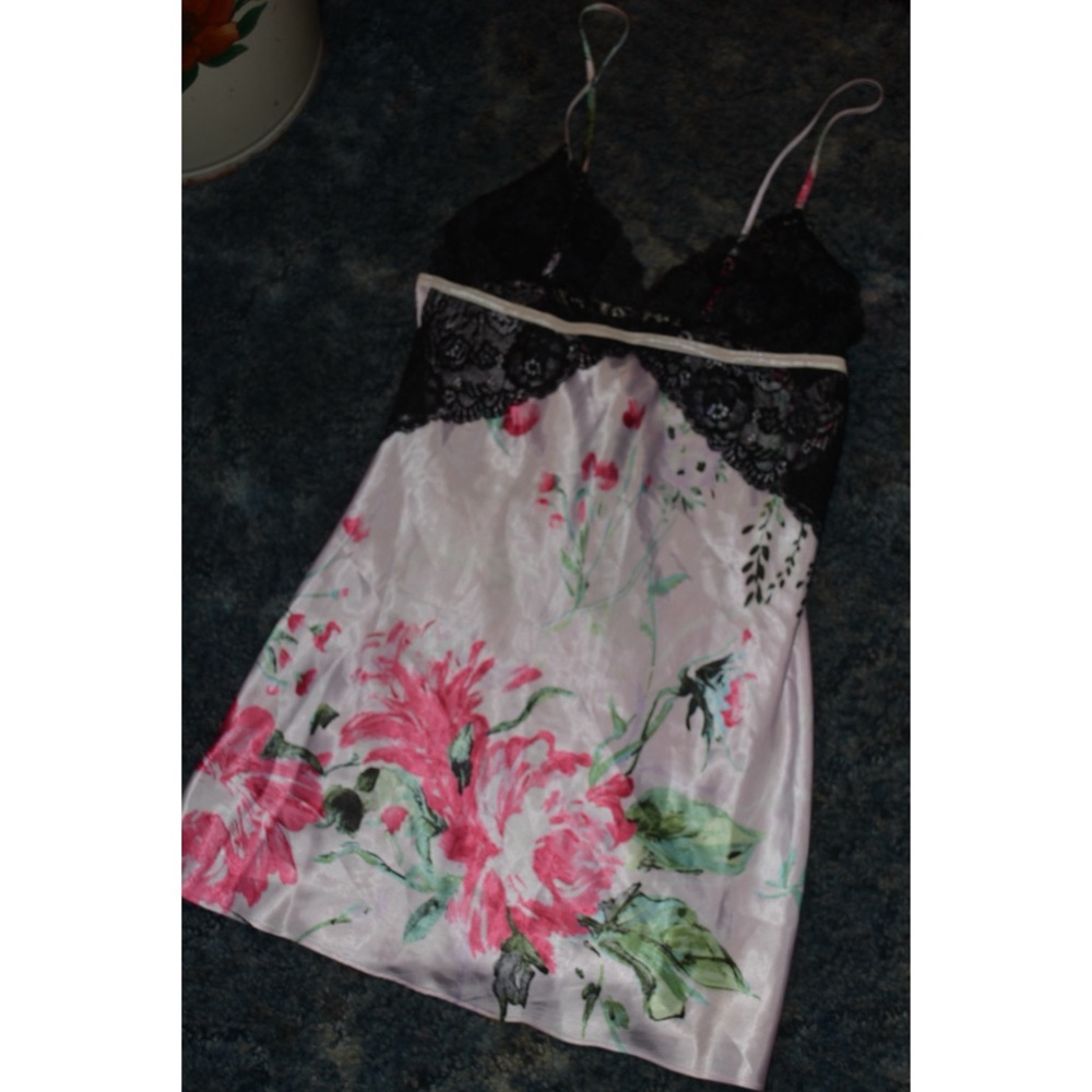 Secret Treasures floral nightgown